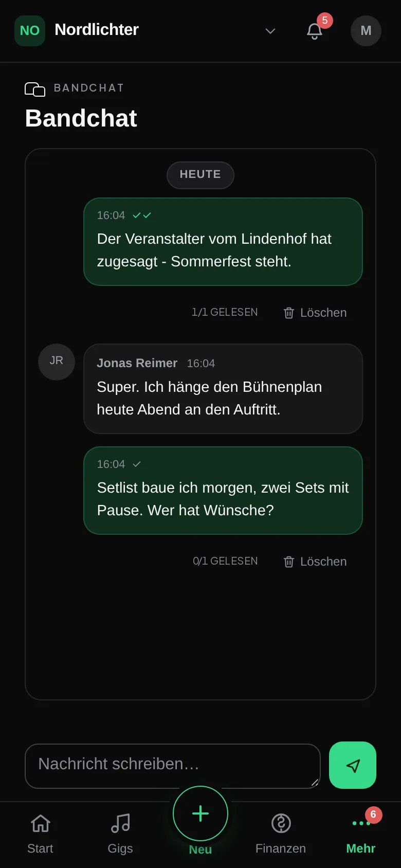 Der Bandchat auf dem Telefon mit Nachrichten, Tagestrenner und Lesestand